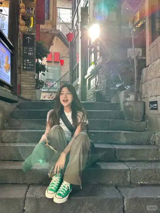 CP103 — 重庆🌤️
