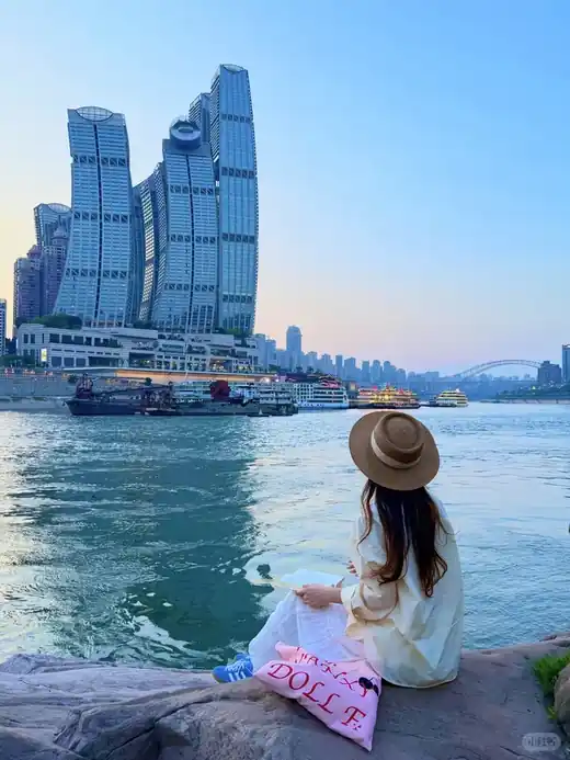 CP123 — 重庆在看海💧右滑指路全新机位
